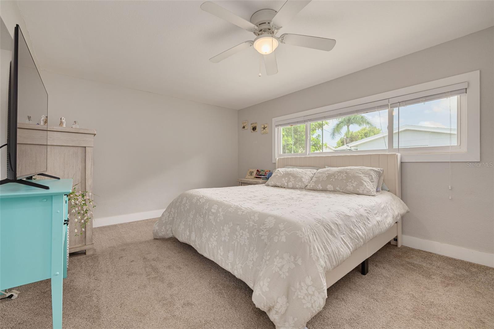 Image 16 of 27 For 11617 79th Avenue