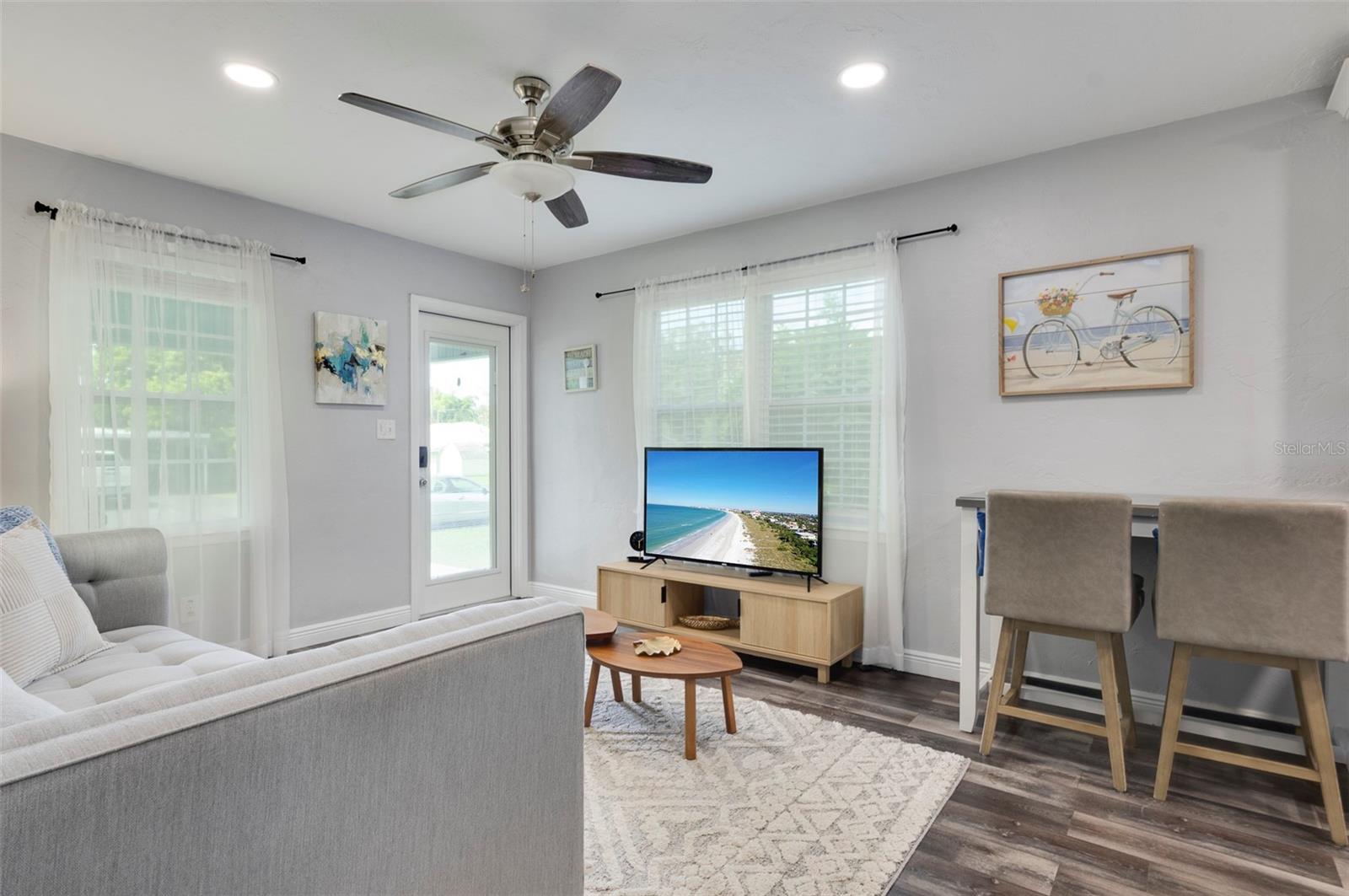 Image 14 of 32 For 5013 17th Avenue S