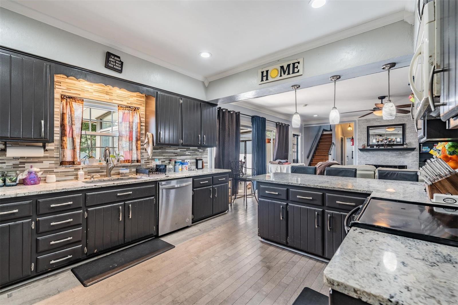 Image 11 of 42 For 811 Fairlington Drive