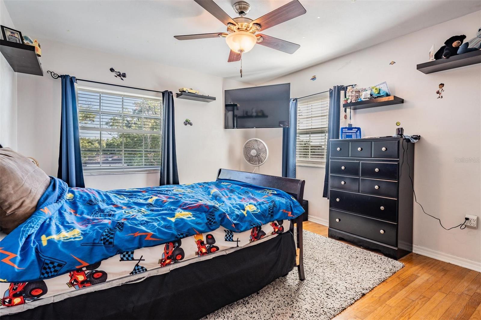 Image 24 of 42 For 811 Fairlington Drive