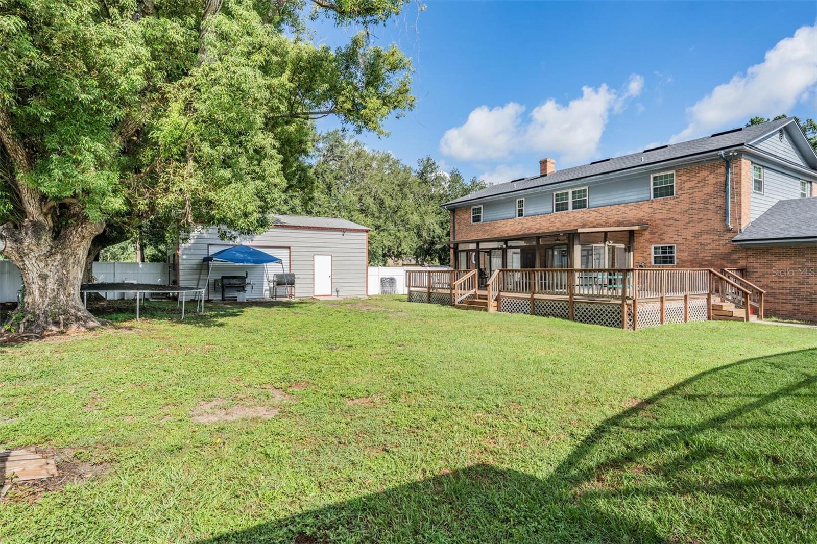Image 33 of 42 For 811 Fairlington Drive