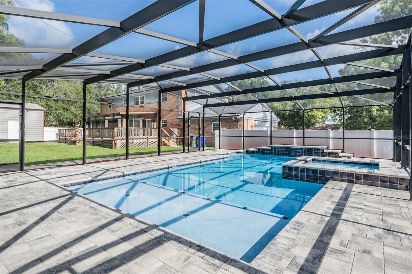 Image 36 of 42 For 811 Fairlington Drive