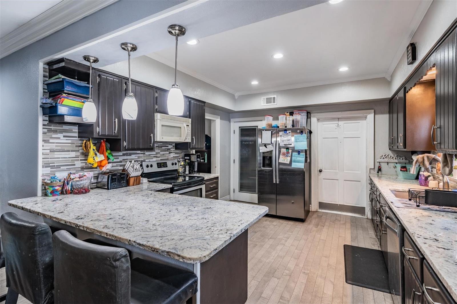 Image 9 of 42 For 811 Fairlington Drive