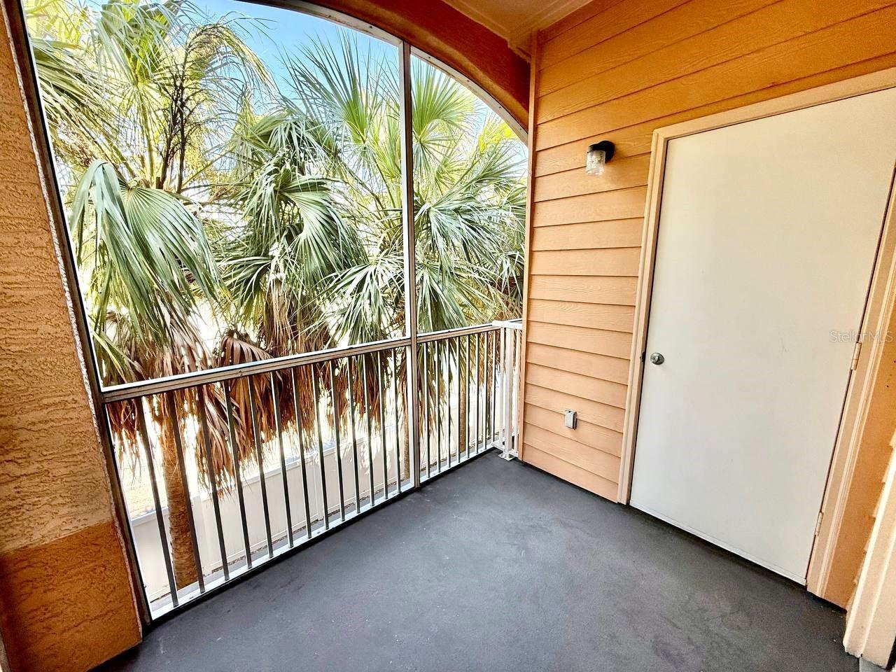 Image 16 of 19 For 5000 Culbreath Key Way 1-212