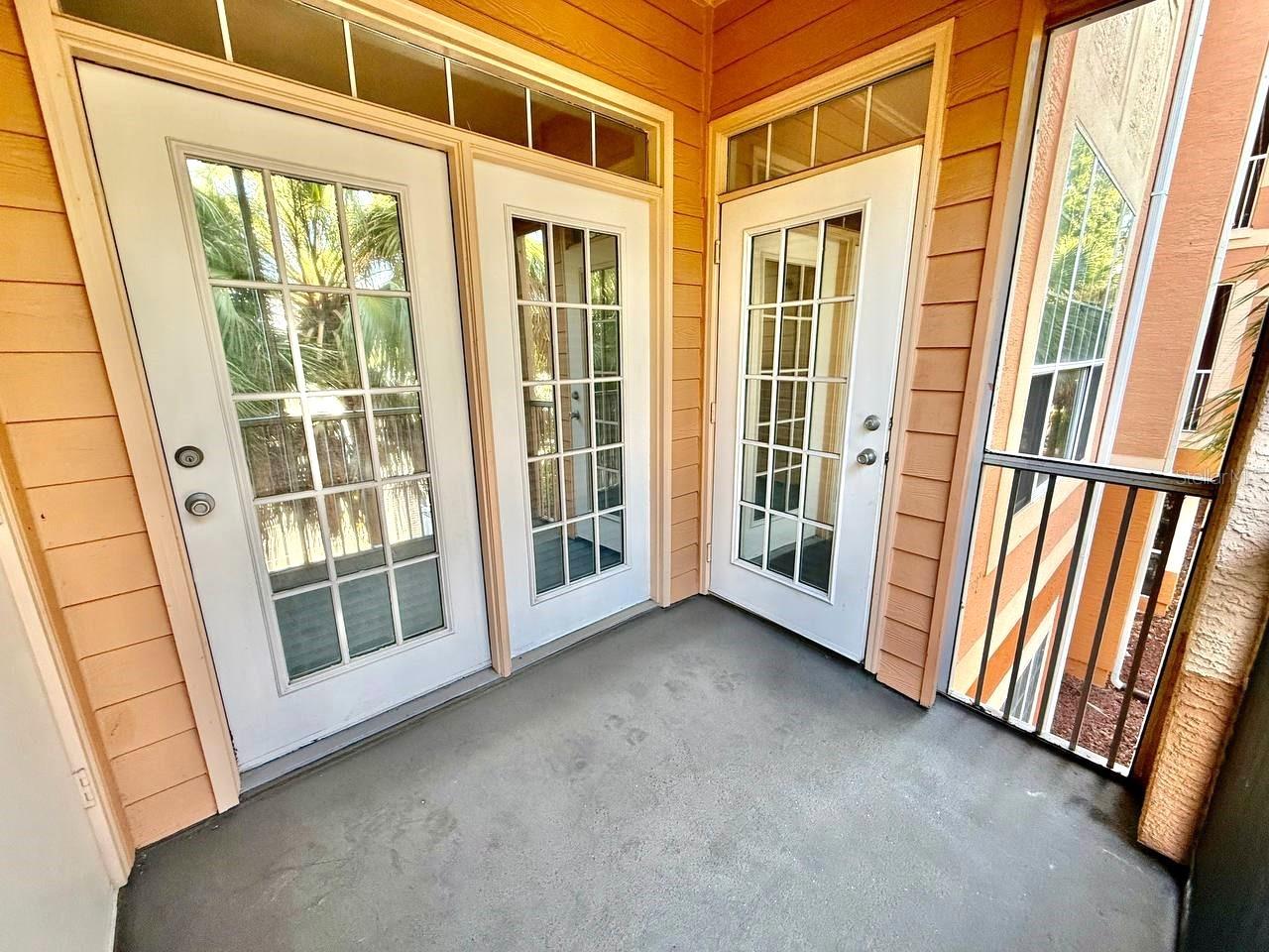 Image 17 of 19 For 5000 Culbreath Key Way 1-212