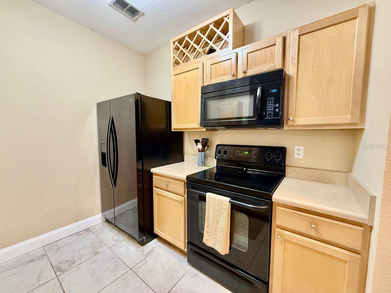 Image 4 of 19 For 5000 Culbreath Key Way 1-212