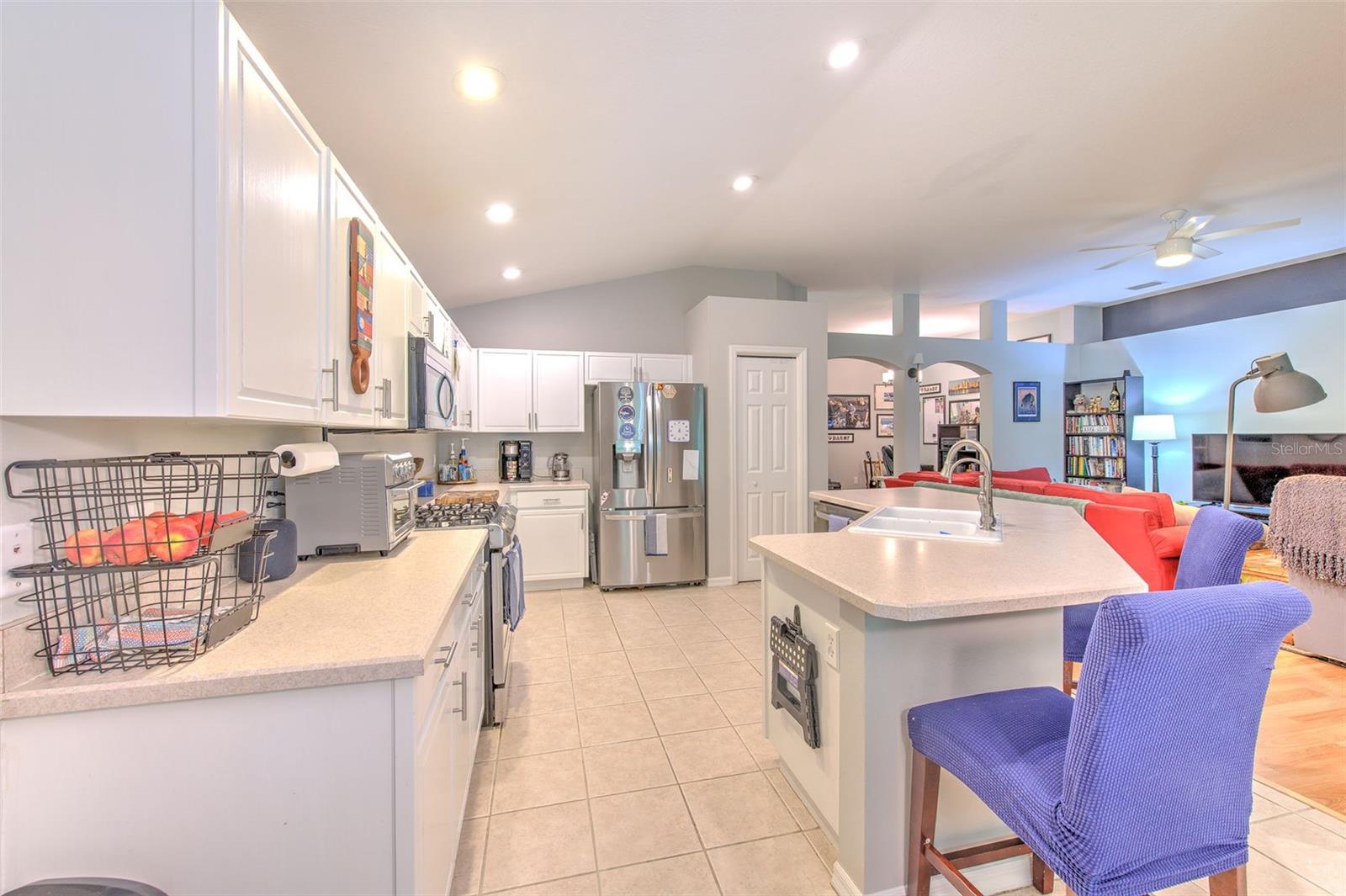 Image 31 of 76 For 15541 Martinmeadow Drive