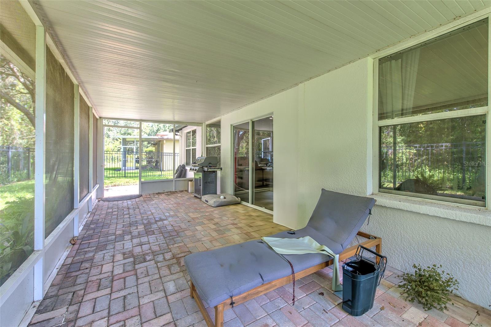 Image 41 of 76 For 15541 Martinmeadow Drive