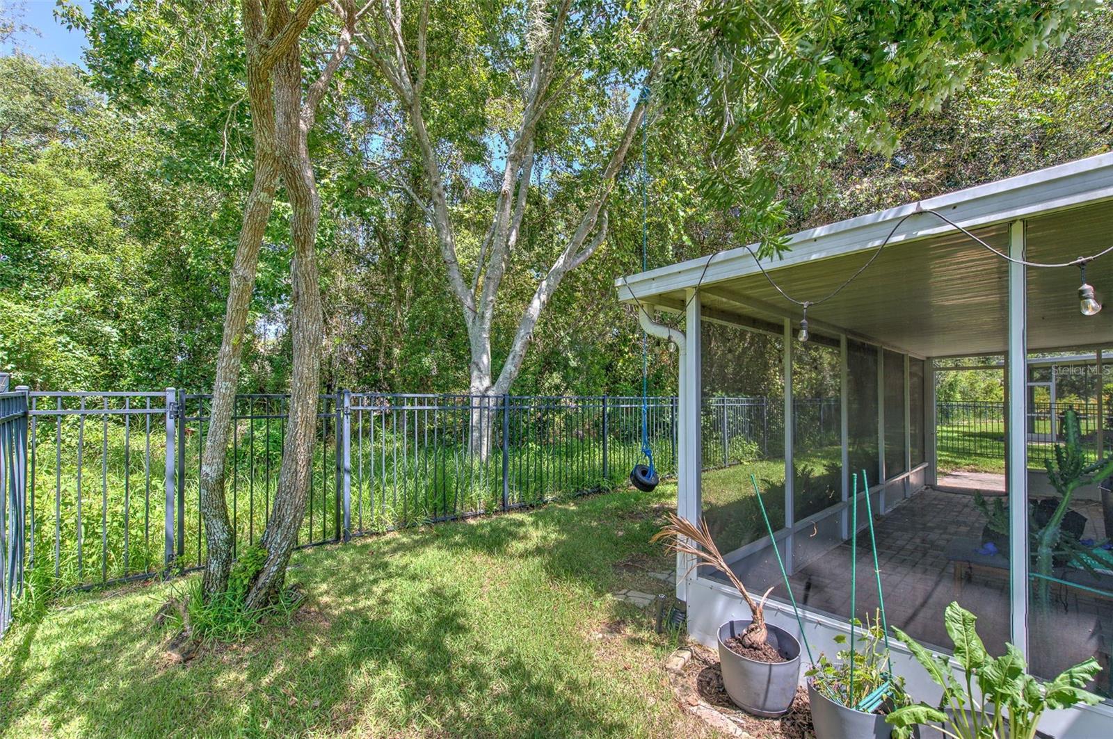 Image 46 of 76 For 15541 Martinmeadow Drive
