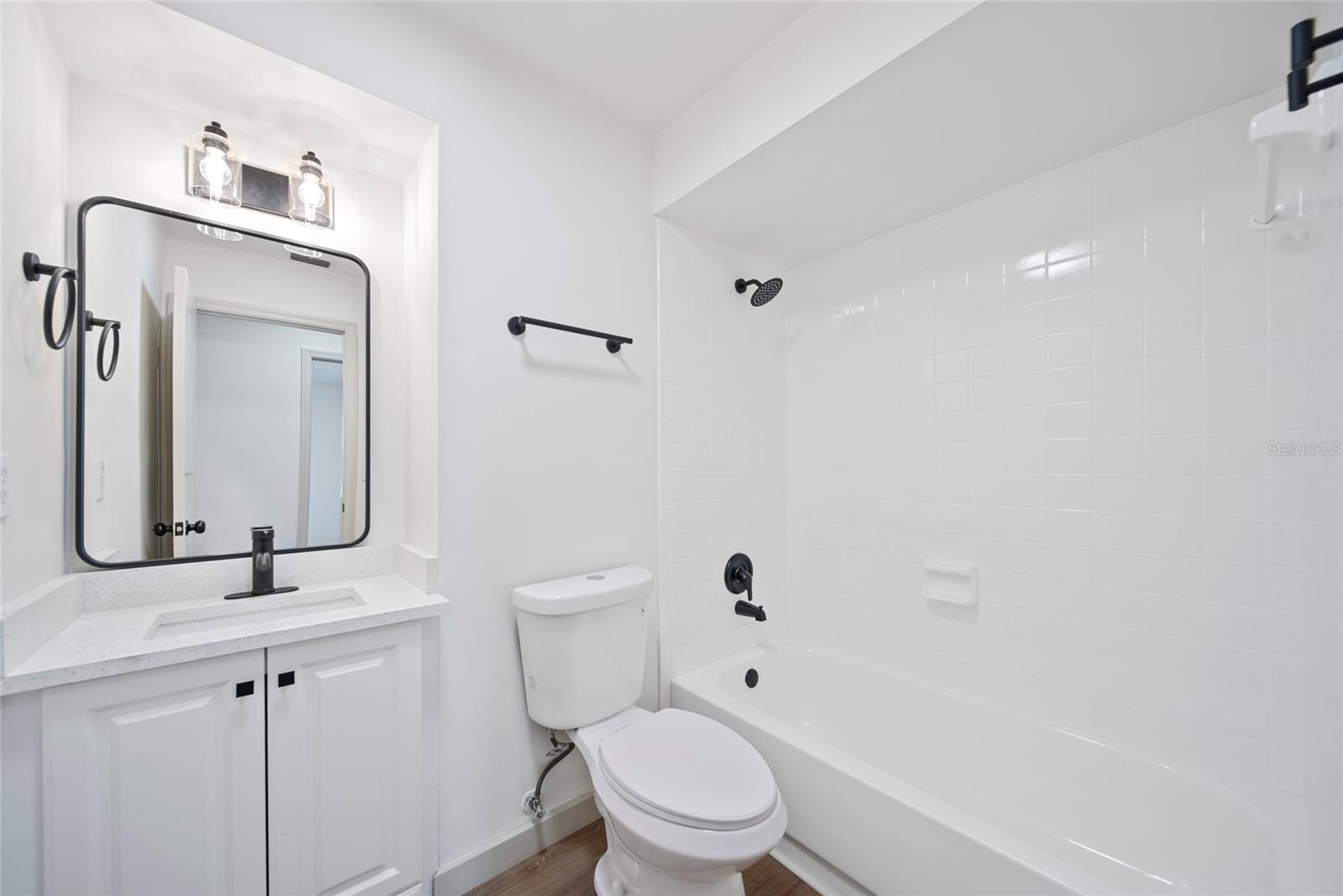 Image 12 of 24 For 17815 Cranbrook Drive