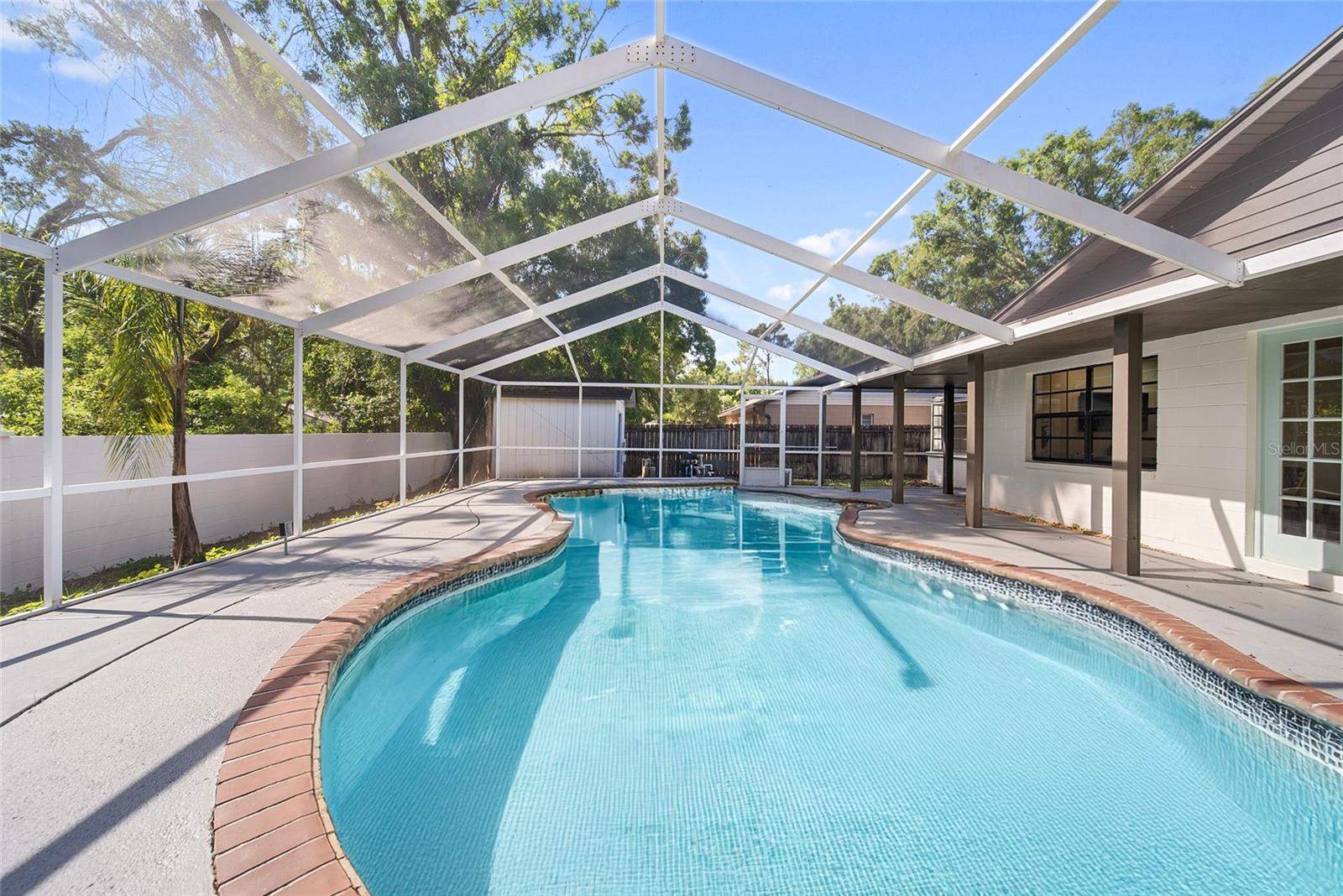 Image 20 of 24 For 17815 Cranbrook Drive
