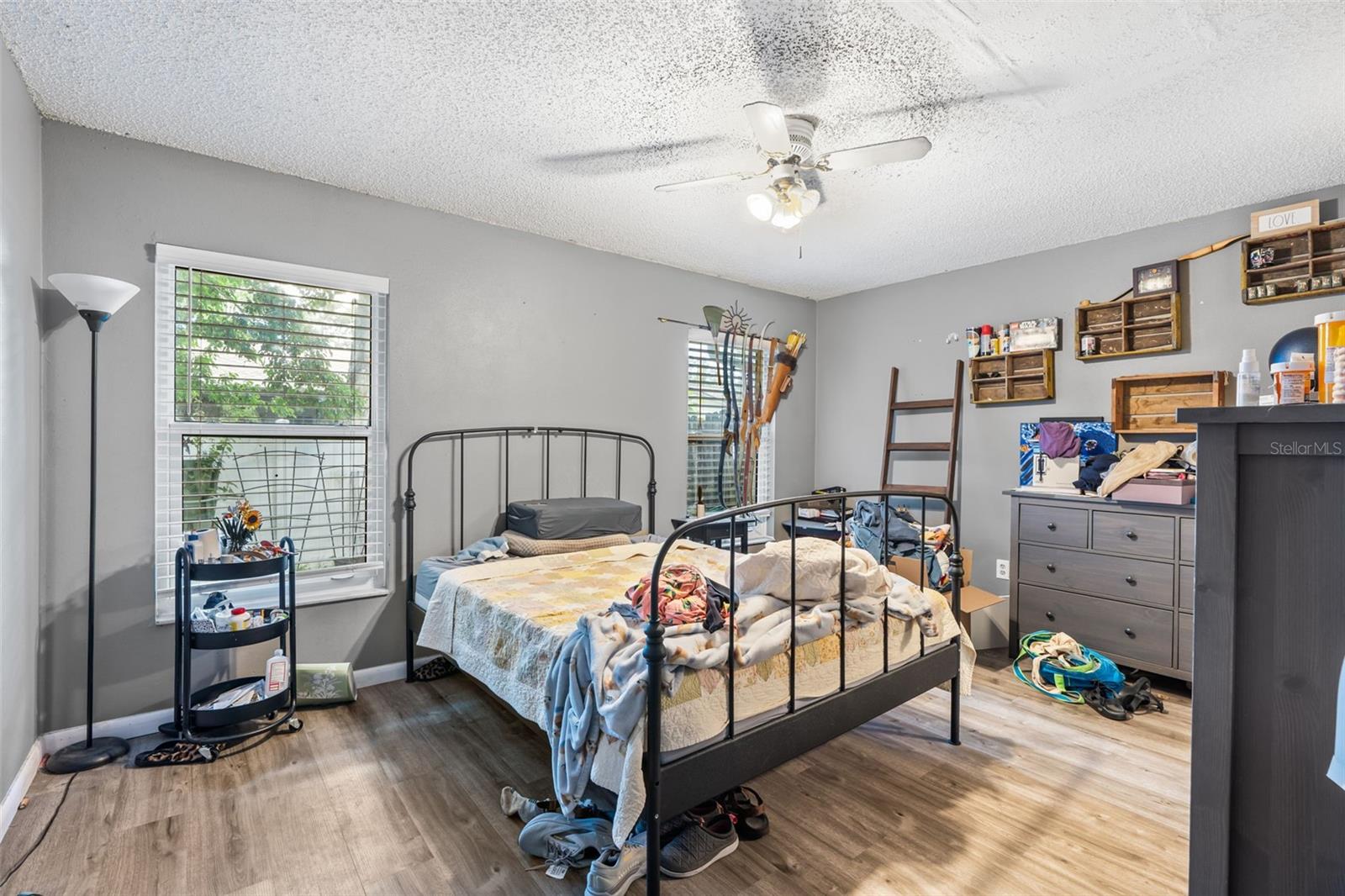 Image 15 of 20 For 2042 Sheffield Court