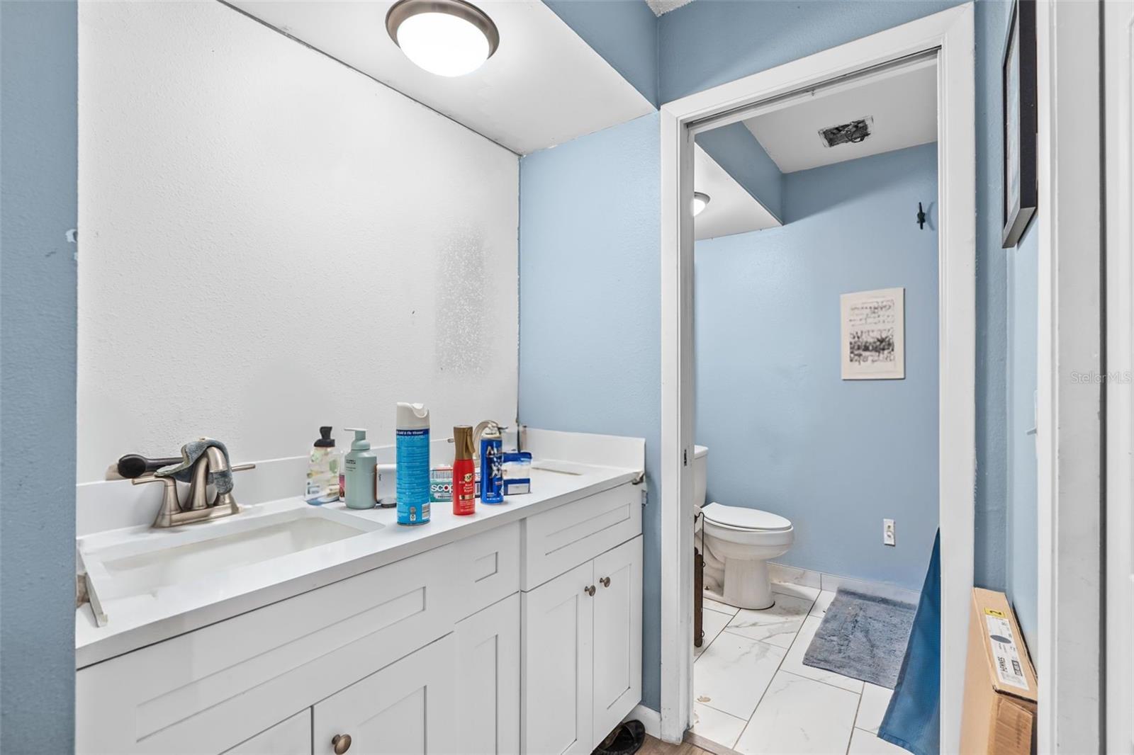 Image 17 of 20 For 2042 Sheffield Court
