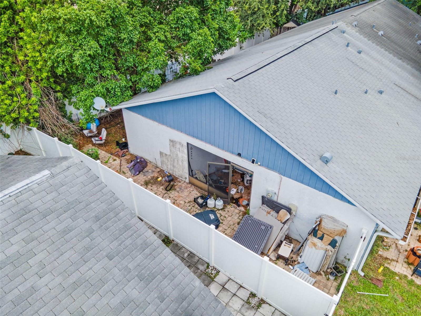 Image 9 of 20 For 2042 Sheffield Court