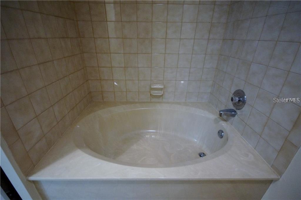 Image 9 of 26 For 1340 Gulf Boulevard 11f