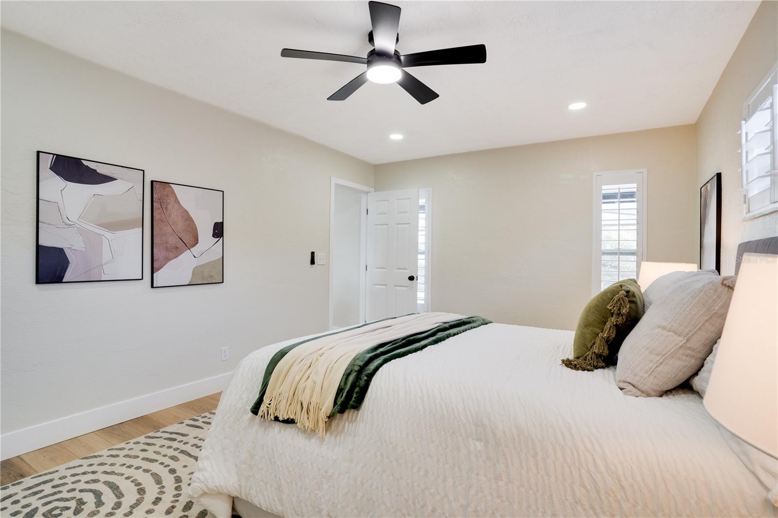 Image 20 of 44 For 8956 124th Way