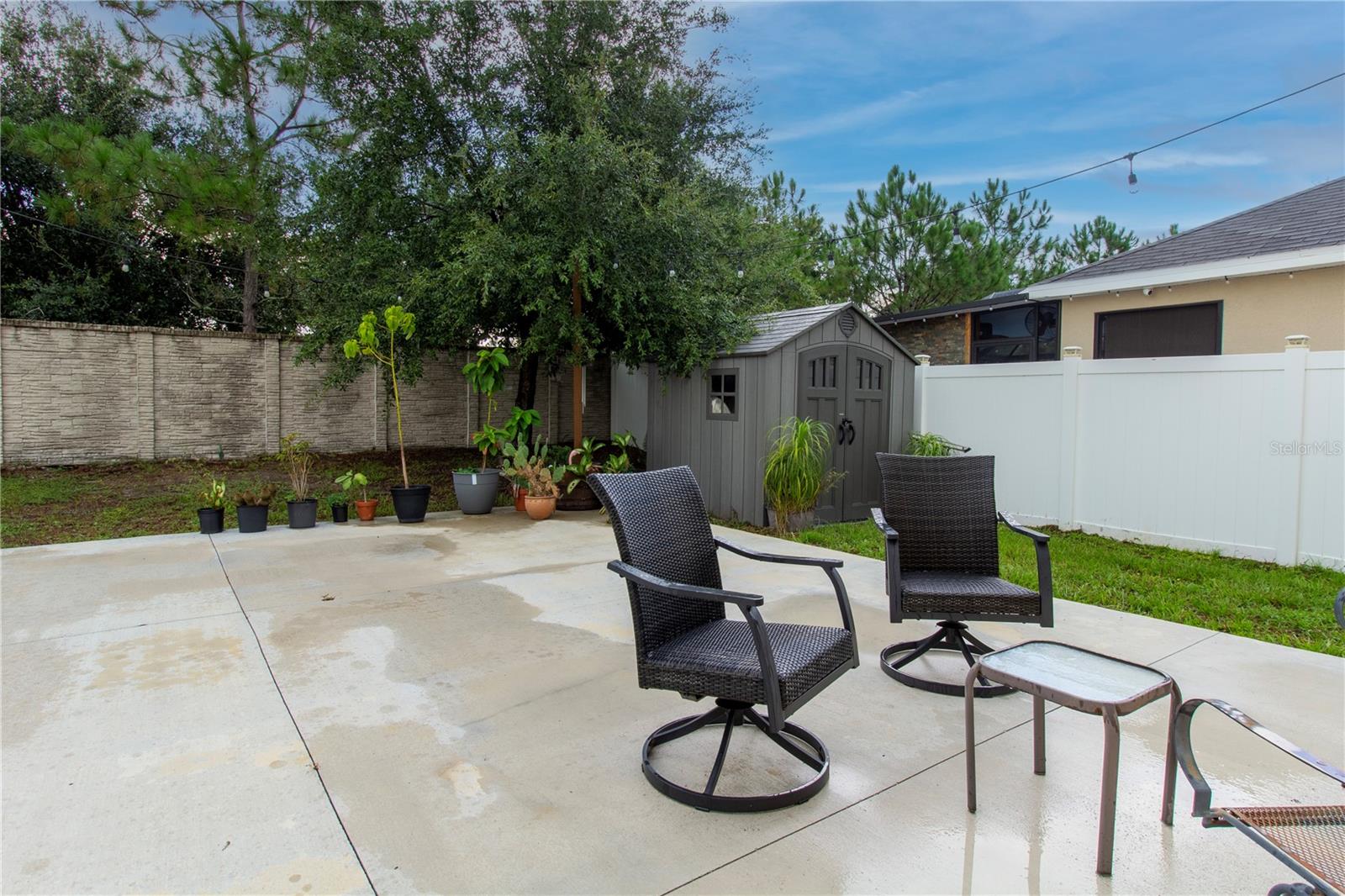 Image 8 of 35 For 12022 Suburban Sunrise Street