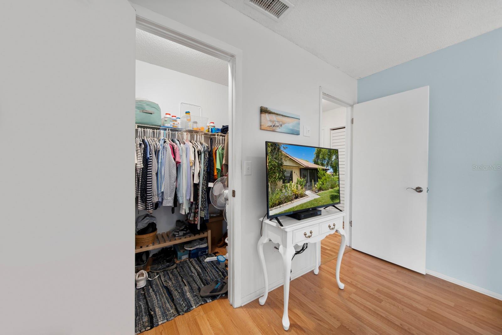 Image 11 of 53 For 4108 66th Street Circle W 4108