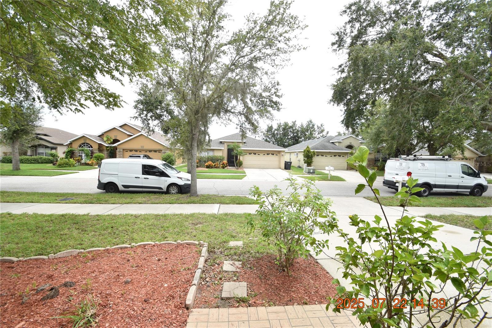 Image 11 of 49 For 11321 Flora Springs Drive