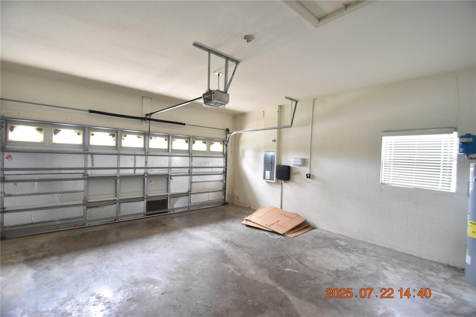 Image 13 of 49 For 11321 Flora Springs Drive