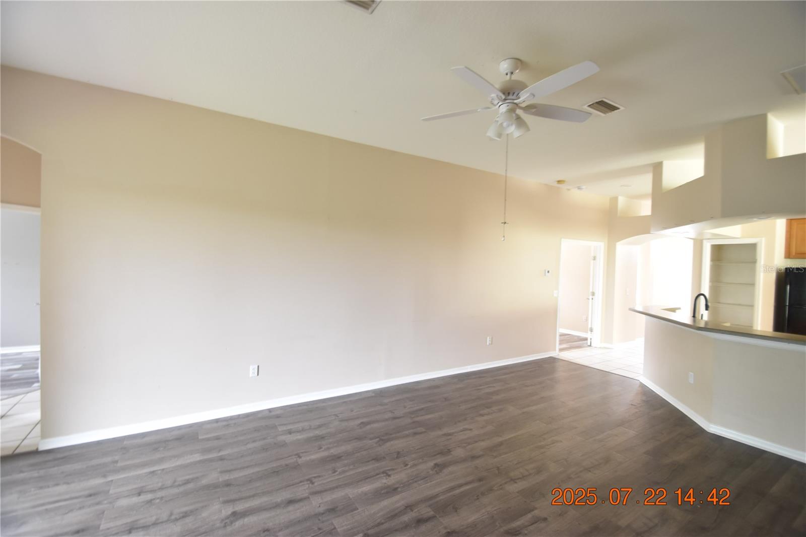 Image 23 of 49 For 11321 Flora Springs Drive