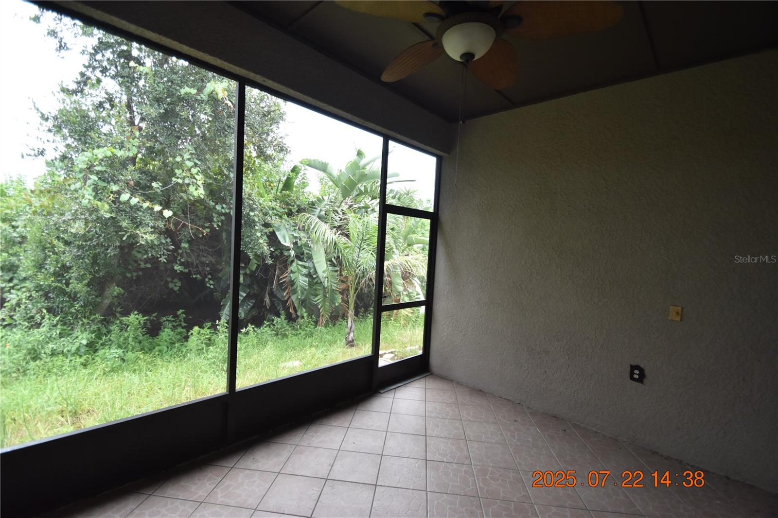 Image 7 of 49 For 11321 Flora Springs Drive