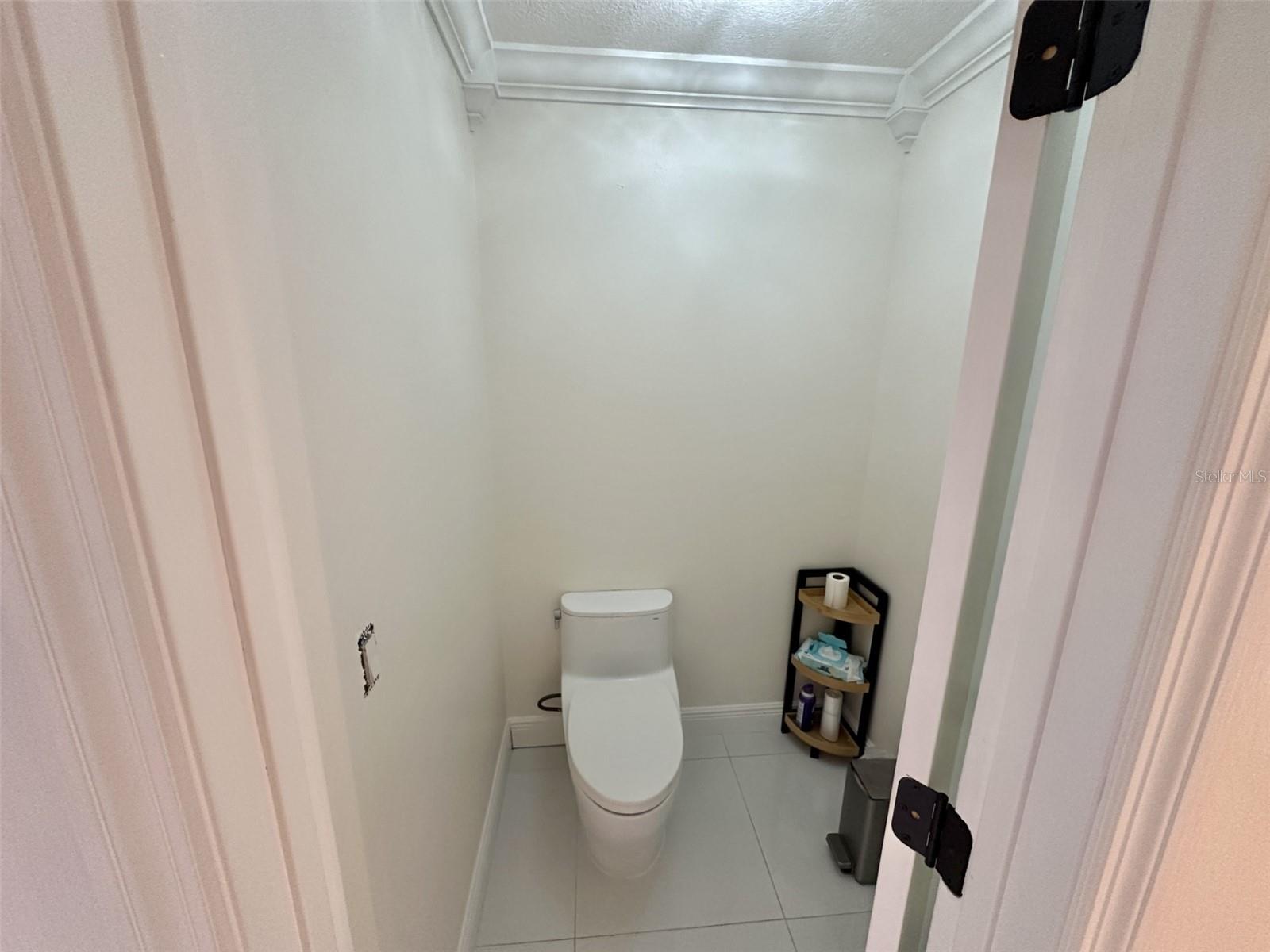 Image 11 of 36 For 6611 Hale Avenue