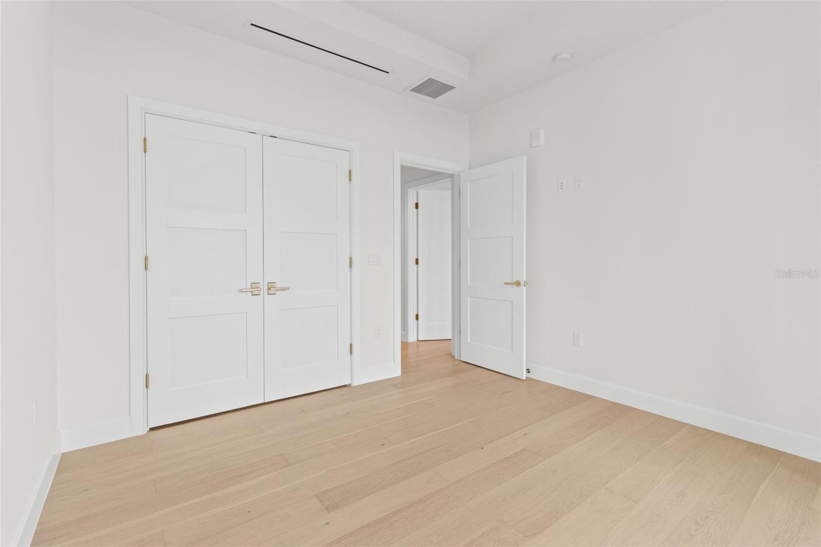Image 41 of 67 For 126 4th Avenue Ne 601