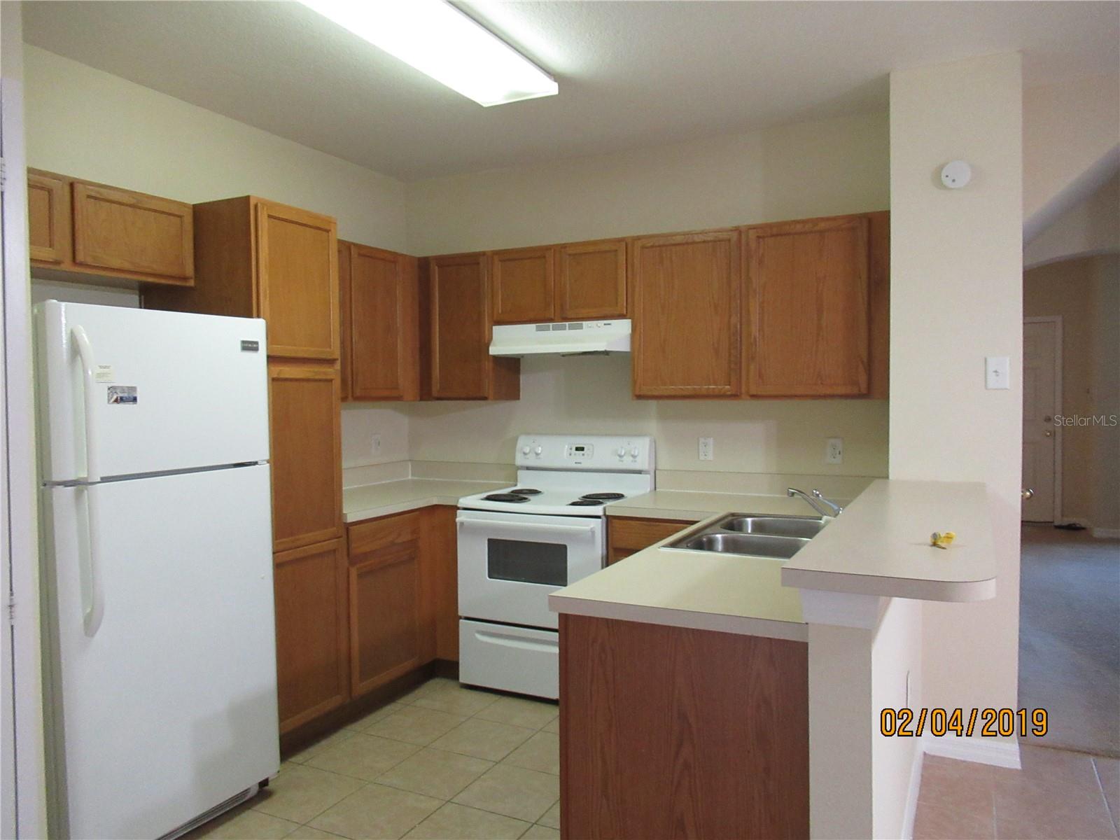 Listing photo id 8 for 1402 Blue Magnolia Road