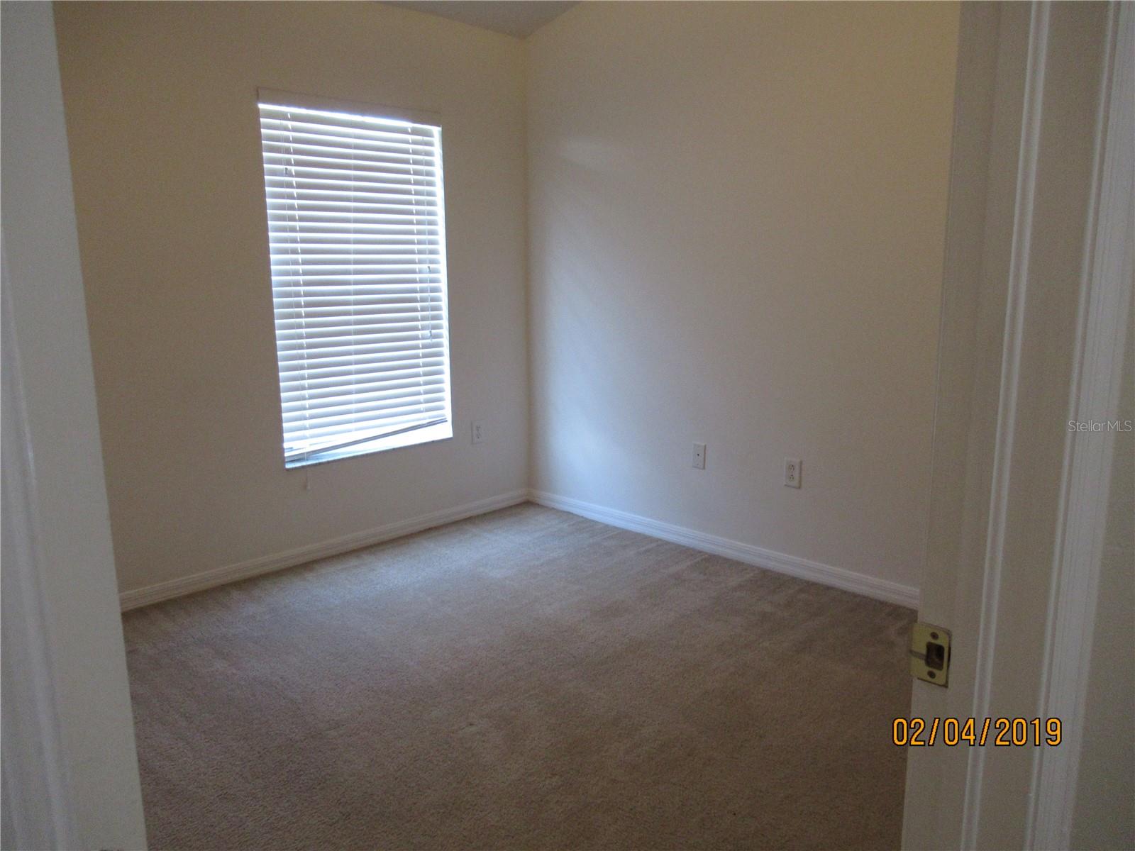 Listing photo id 11 for 1402 Blue Magnolia Road
