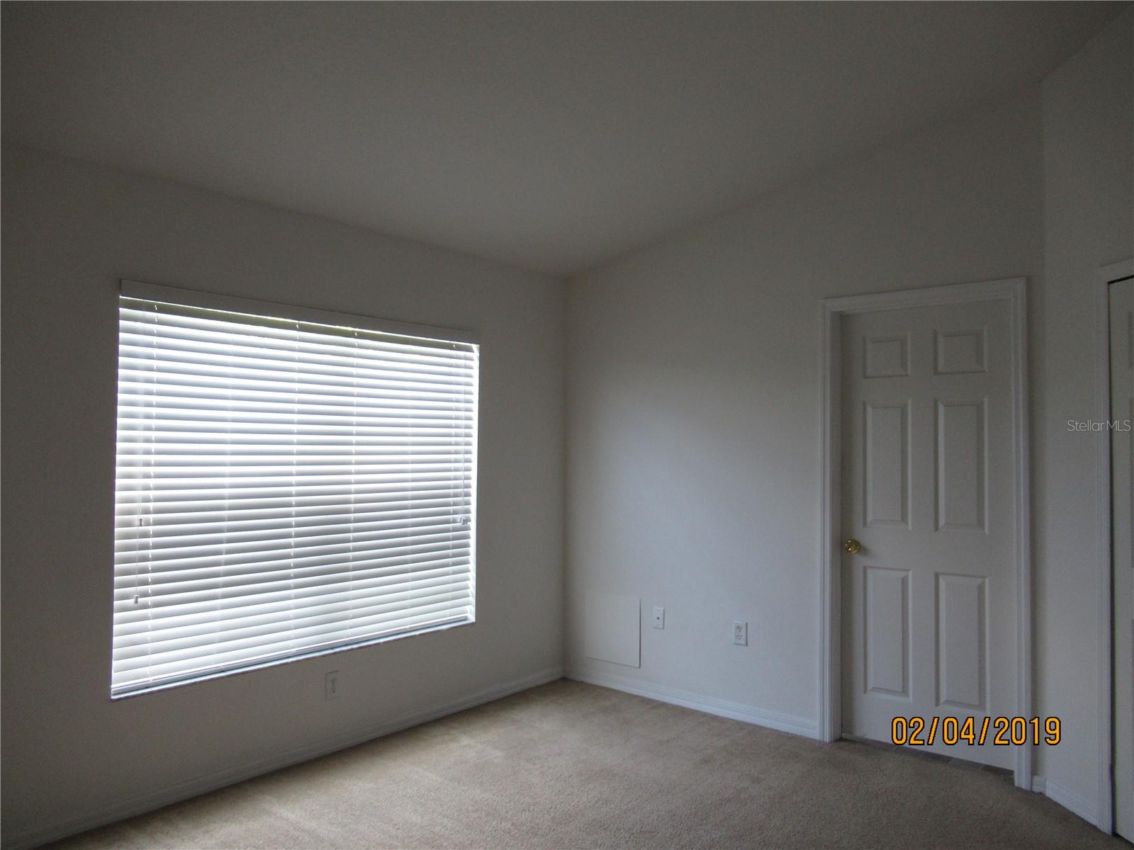 Listing photo id 15 for 1402 Blue Magnolia Road