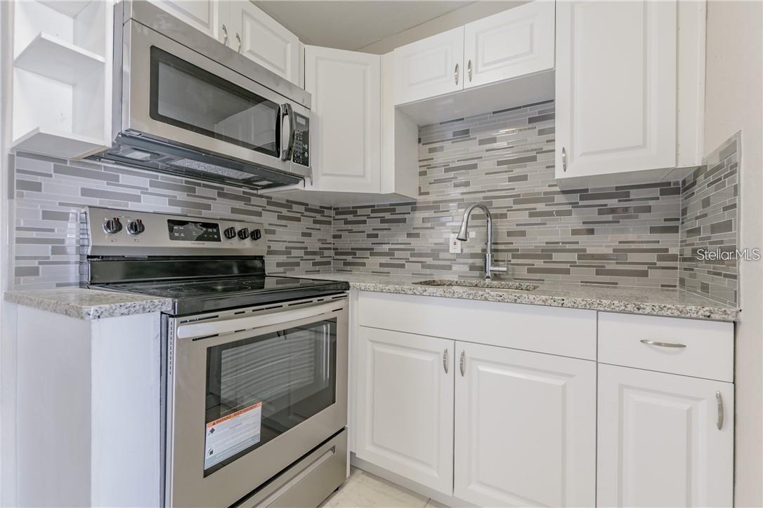 Image 7 of 23 For 5106 Richardson Avenue A