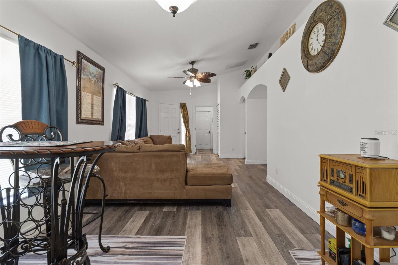 Image 3 of 56 For 8481 Silverbell Loop