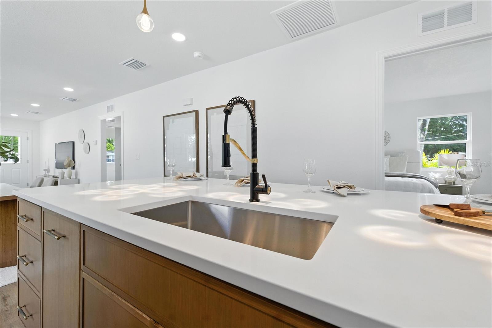 Image 14 of 48 For 5036 22nd Avenue N