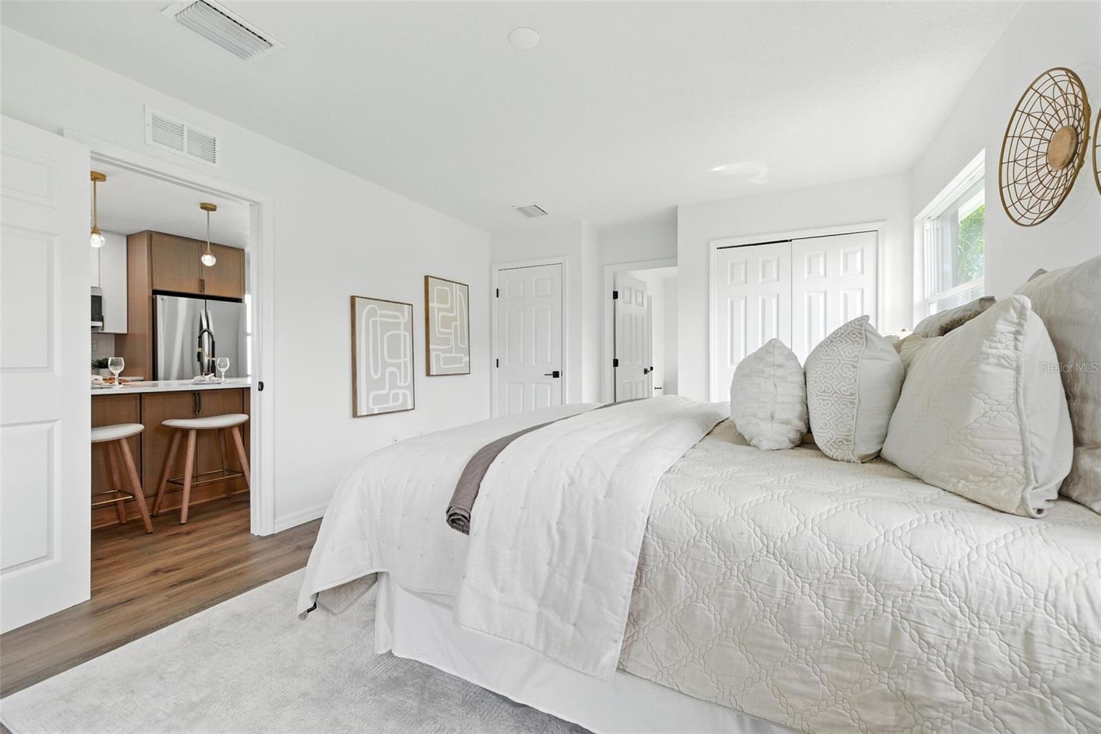 Image 18 of 48 For 5036 22nd Avenue N