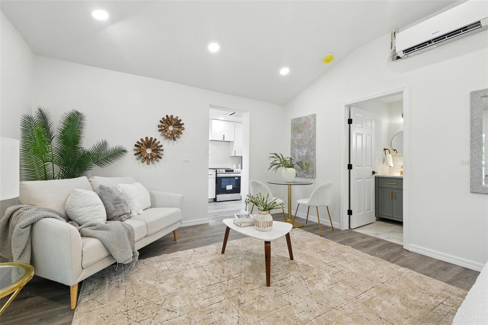 Image 36 of 48 For 5036 22nd Avenue N