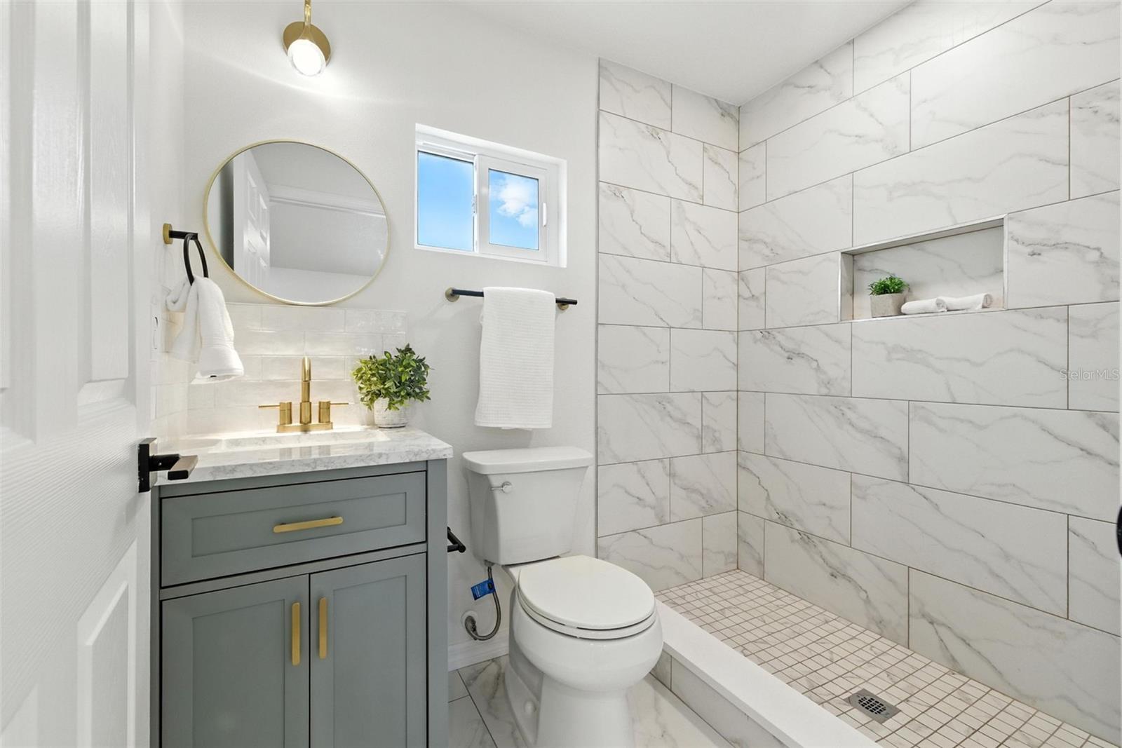 Image 37 of 48 For 5036 22nd Avenue N