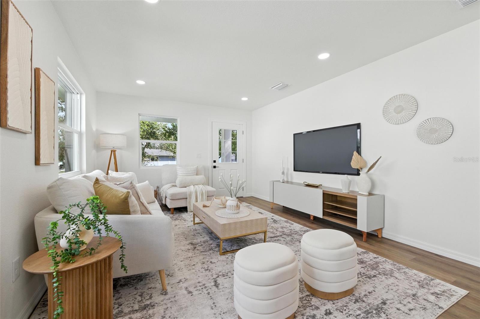 Image 6 of 48 For 5036 22nd Avenue N