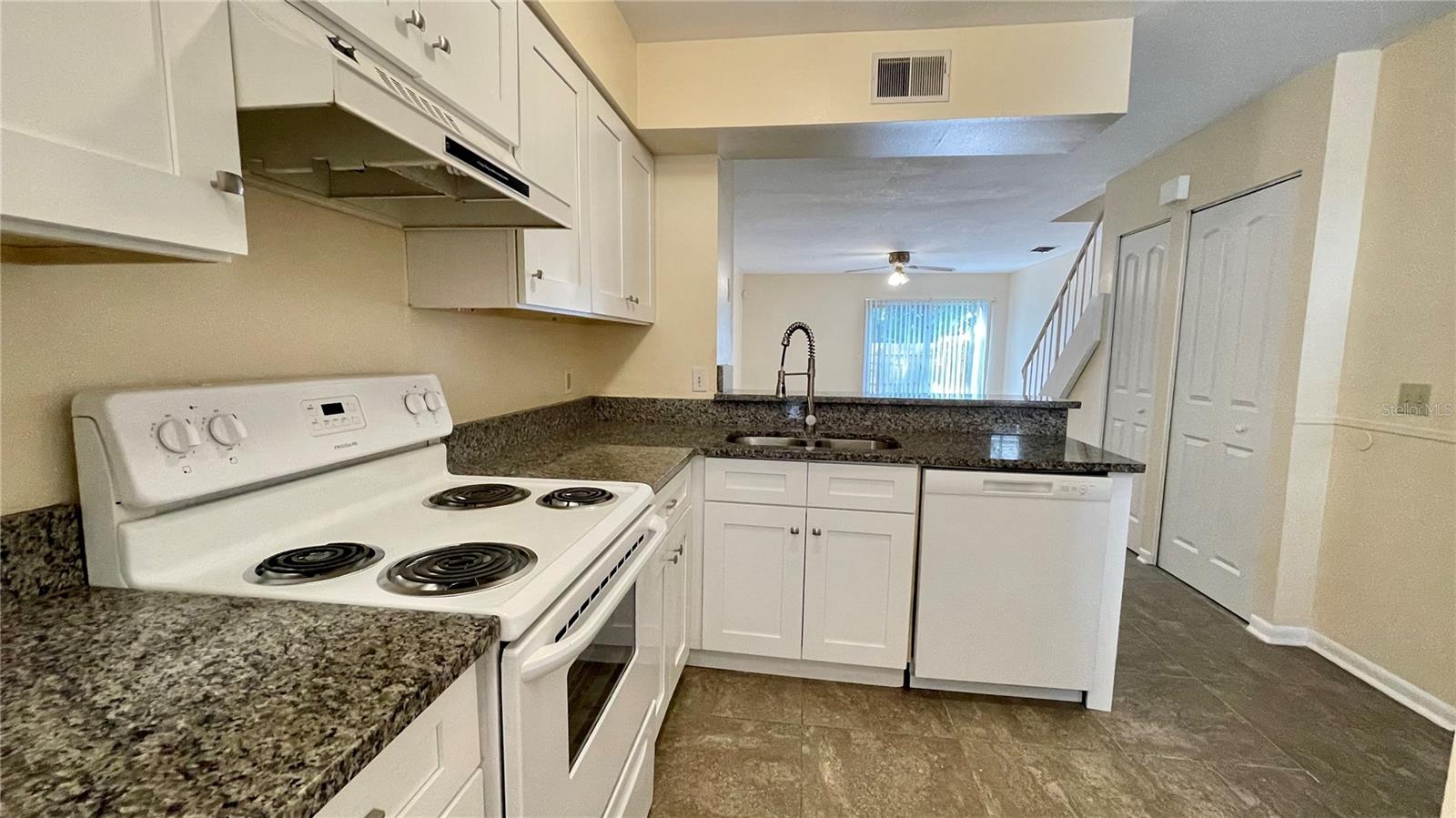 Image 12 of 20 For 11335 Grandville Drive 0