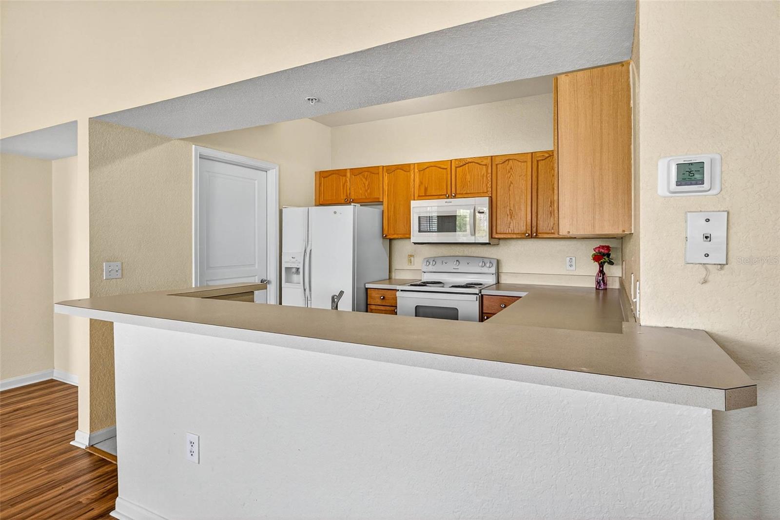 Listing photo id 11 for 5125 Palm Springs Boulevard 8303
