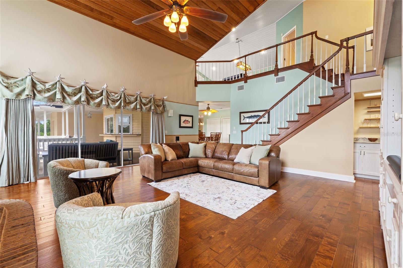 Image 28 of 85 For 8662 Pelican Court