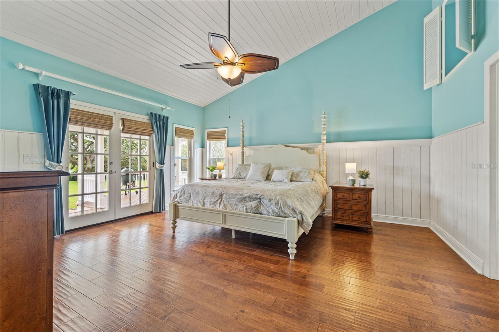 Image 34 of 85 For 8662 Pelican Court
