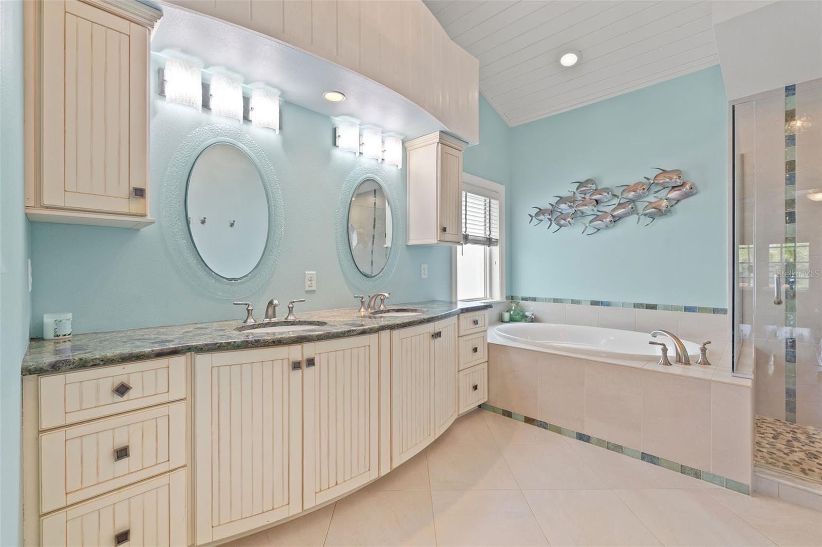 Image 35 of 85 For 8662 Pelican Court