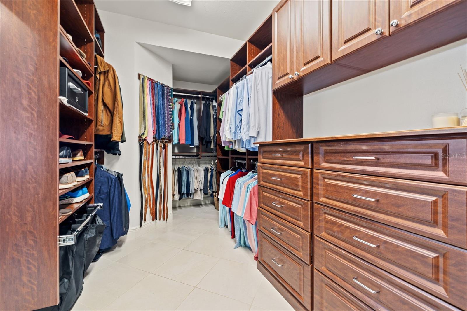 Image 38 of 85 For 8662 Pelican Court