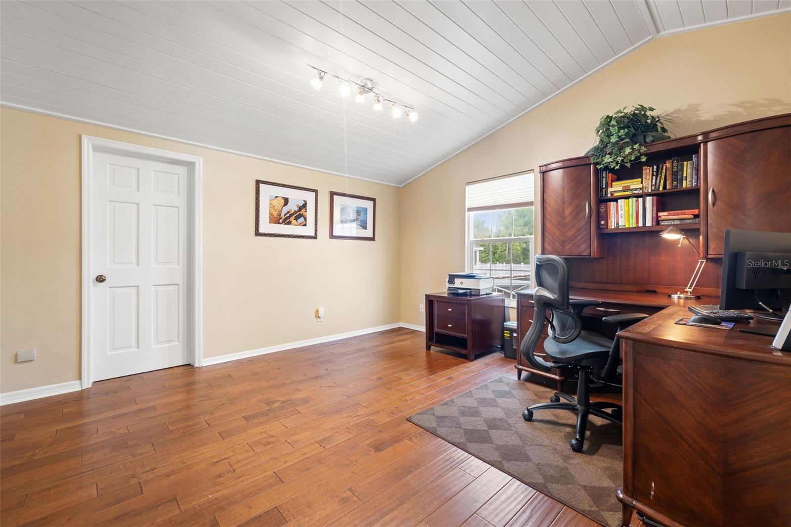 Image 47 of 85 For 8662 Pelican Court