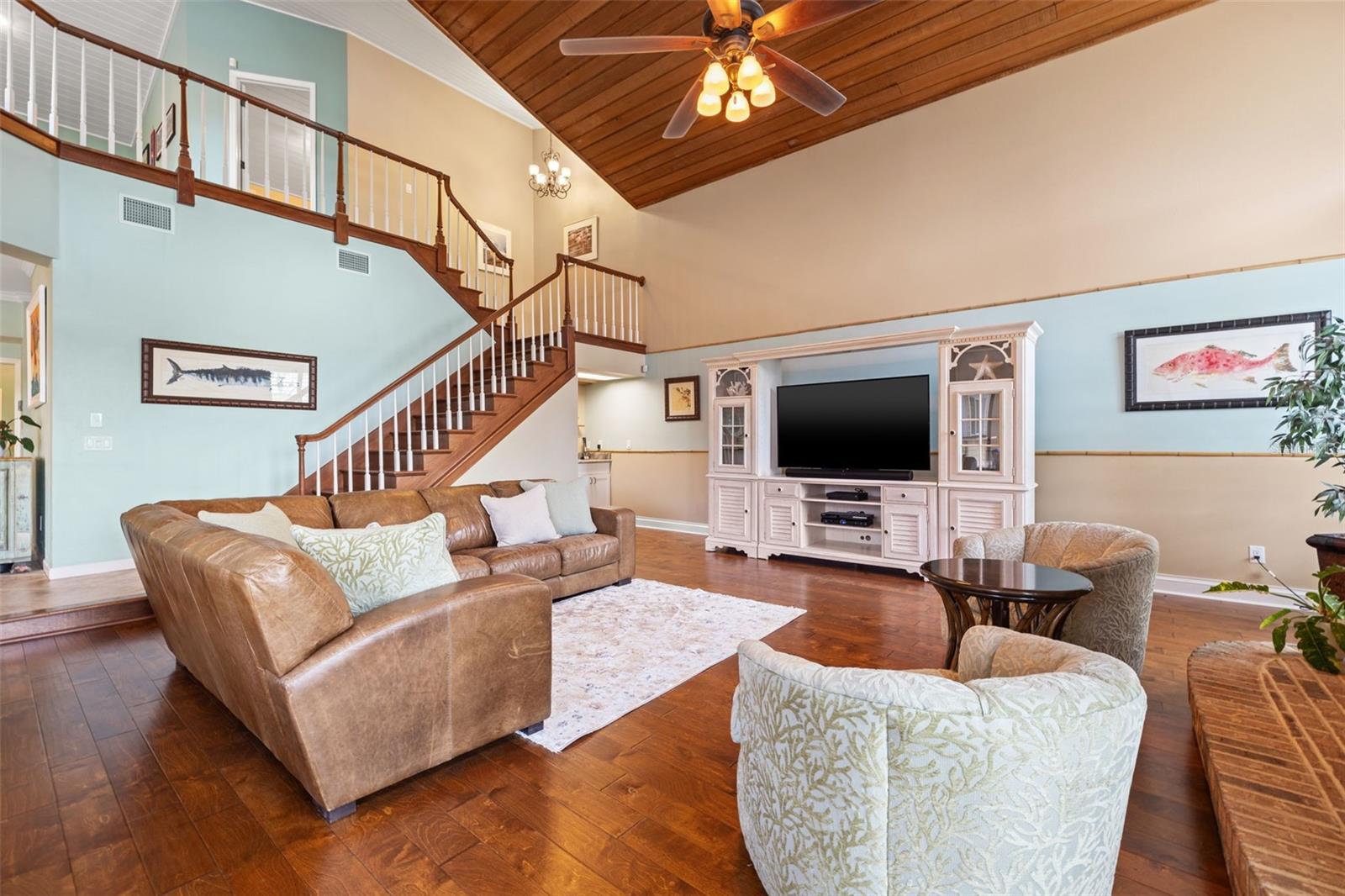 Image 56 of 85 For 8662 Pelican Court