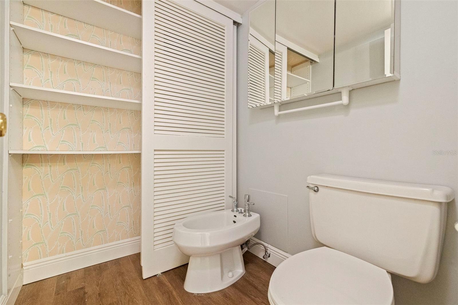 Image 23 of 46 For 5950 Pelican Bay Plaza S 202