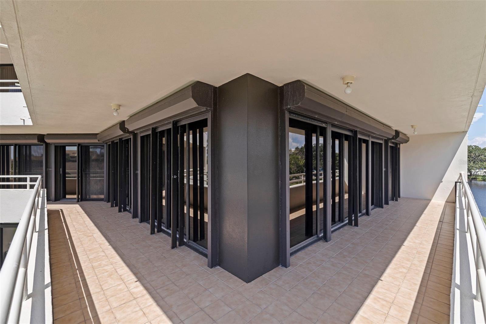 Image 26 of 46 For 5950 Pelican Bay Plaza S 202