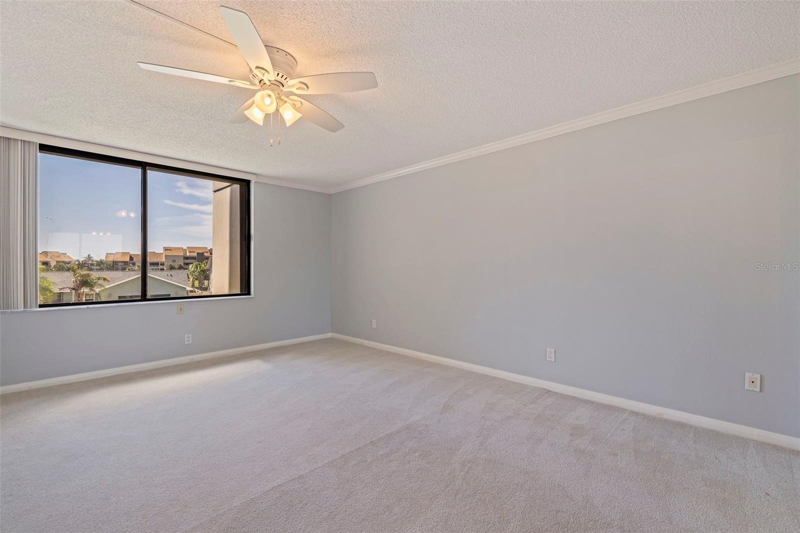Image 30 of 46 For 5950 Pelican Bay Plaza S 202