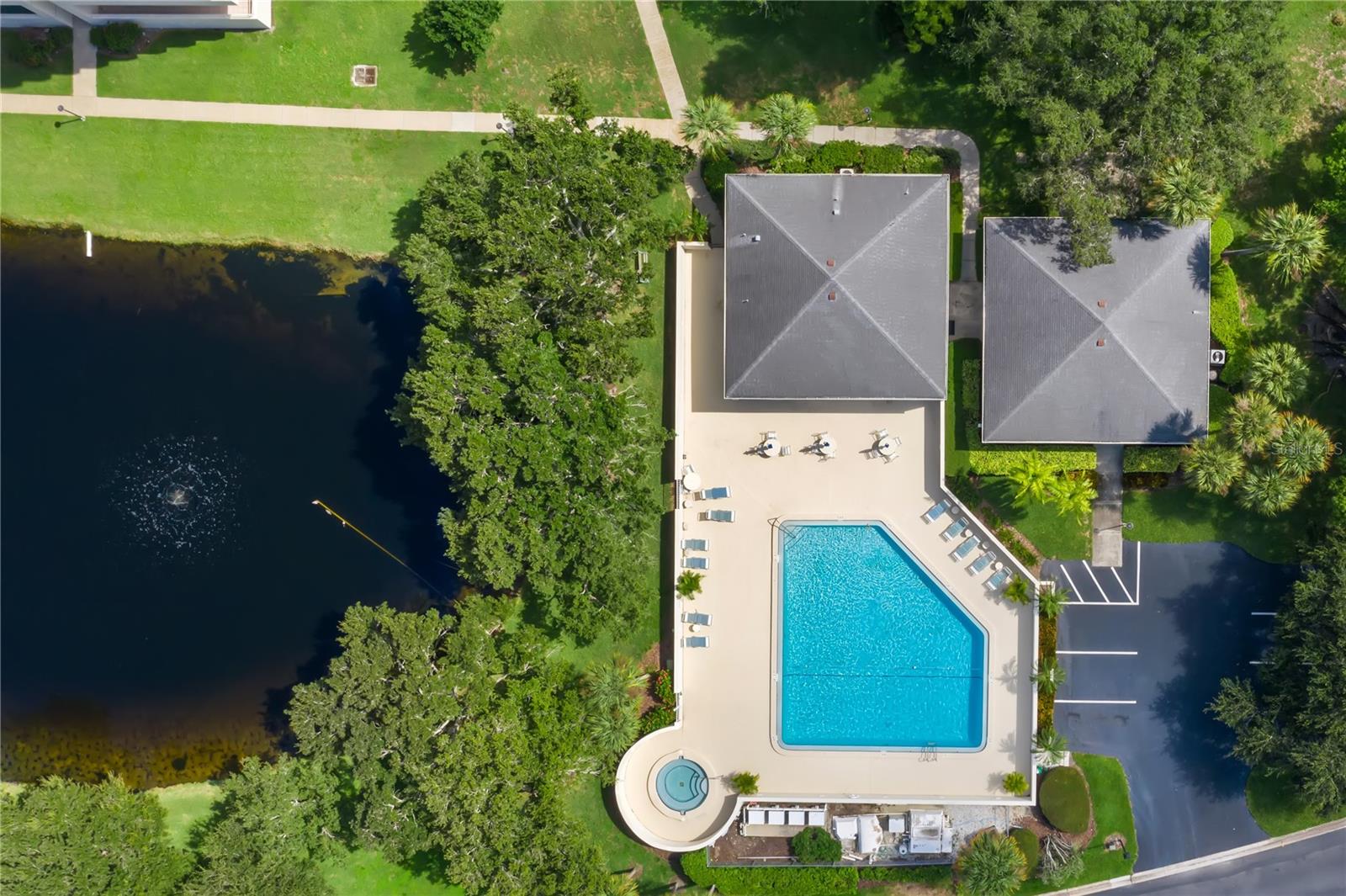 Image 38 of 46 For 5950 Pelican Bay Plaza S 202
